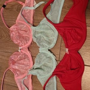 Lot of Victoria Secret Bras